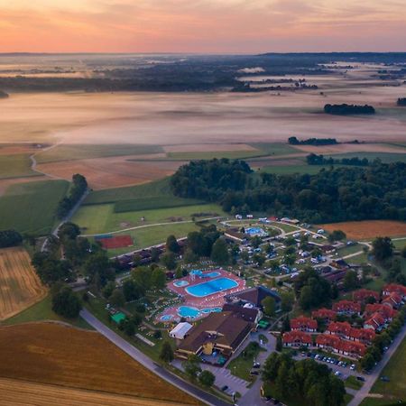 Terme Banovci - Hotel Zeleni Gaj Verzej ภายนอก รูปภาพ