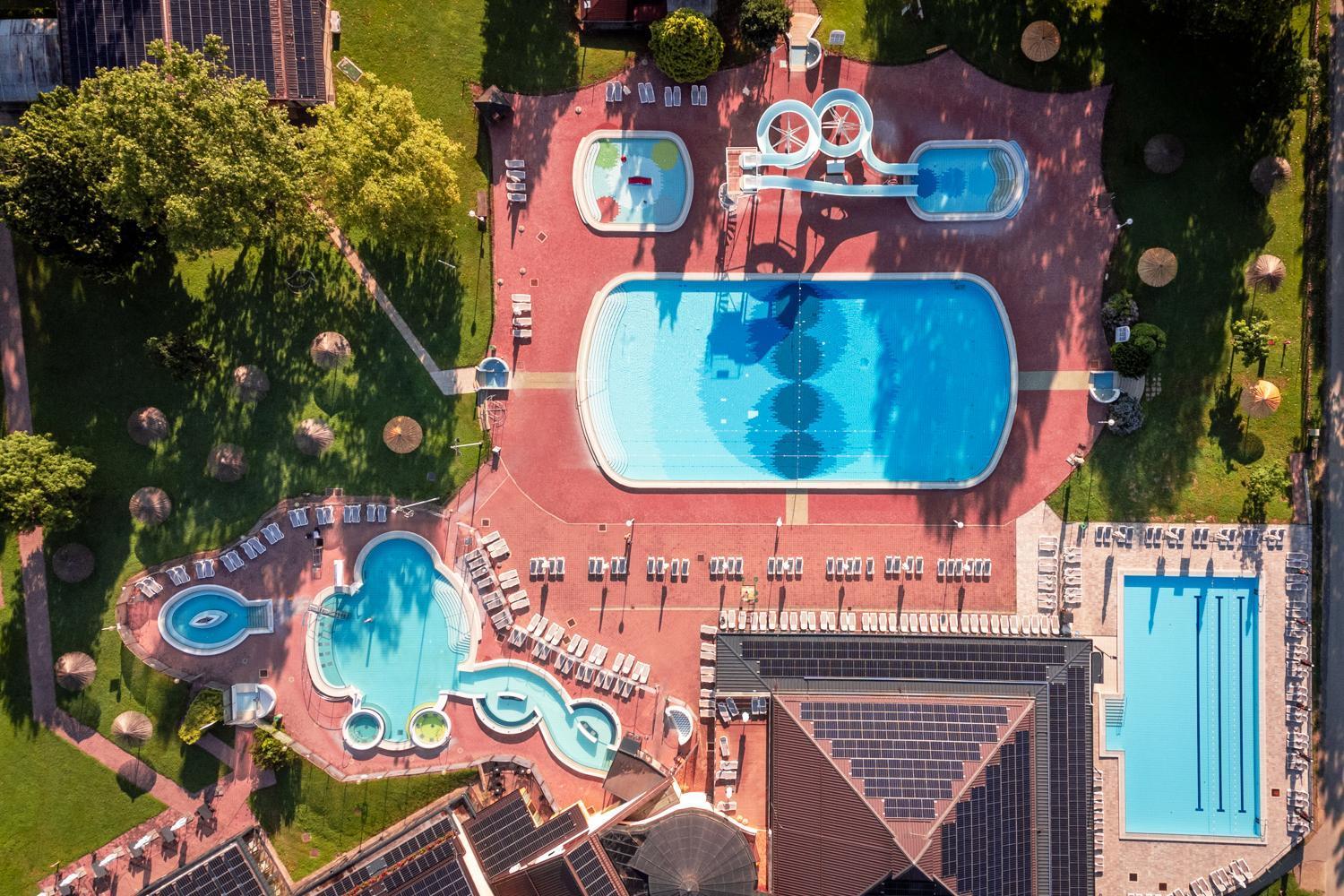 Terme Banovci - Hotel Zeleni Gaj Verzej ภายนอก รูปภาพ