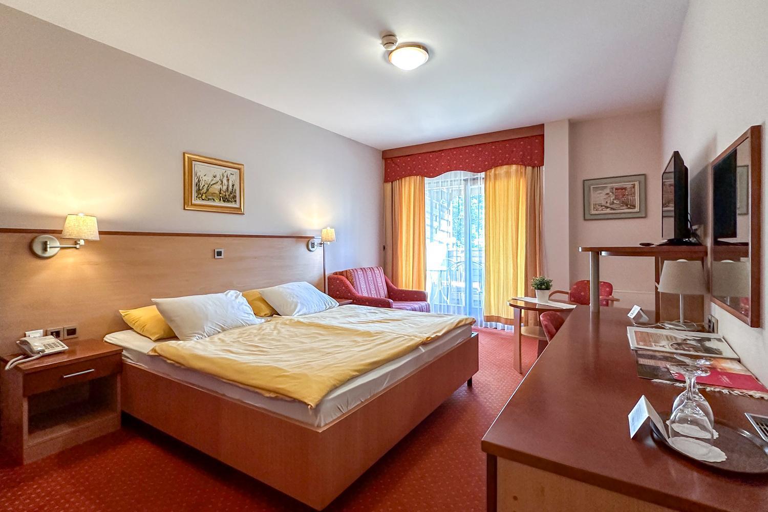 Terme Banovci - Hotel Zeleni Gaj Verzej ภายนอก รูปภาพ